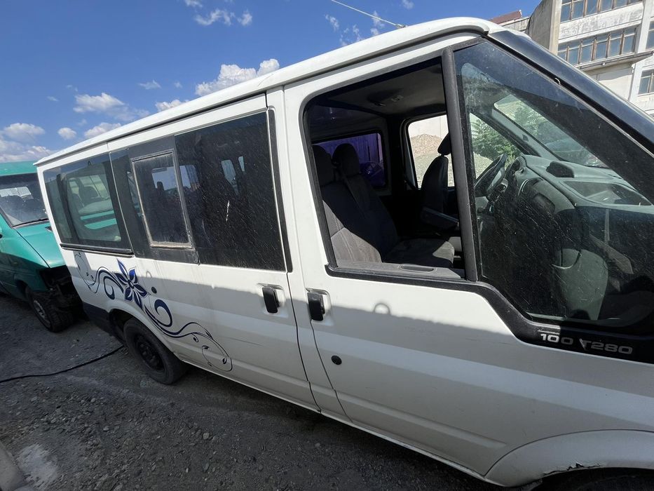 Ford Transit 2.0D 2002г. НА ЧАСТИ