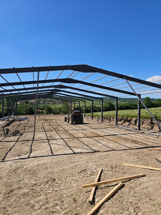 Vând hale pe structura metalica