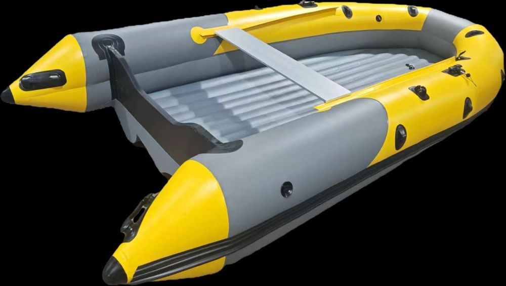 Комплект надувной  лодки с мотором 15 или 20. Размер от 350 до 430 см.