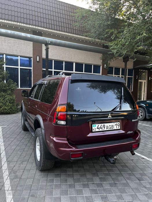 Продам Митсубиси Монтеро спорт