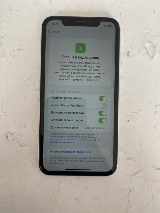 Айфон Хр продаетсья