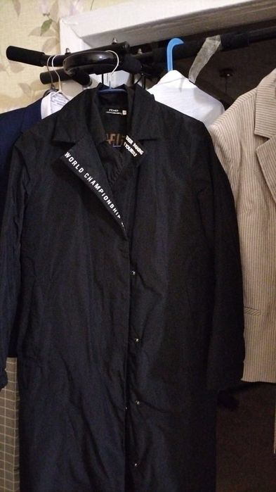 Платья,костюмы, ветровки