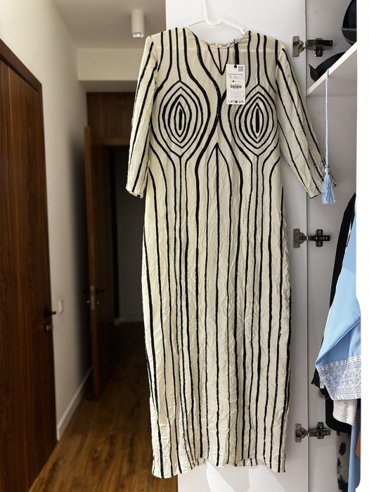 Платье Zara новое