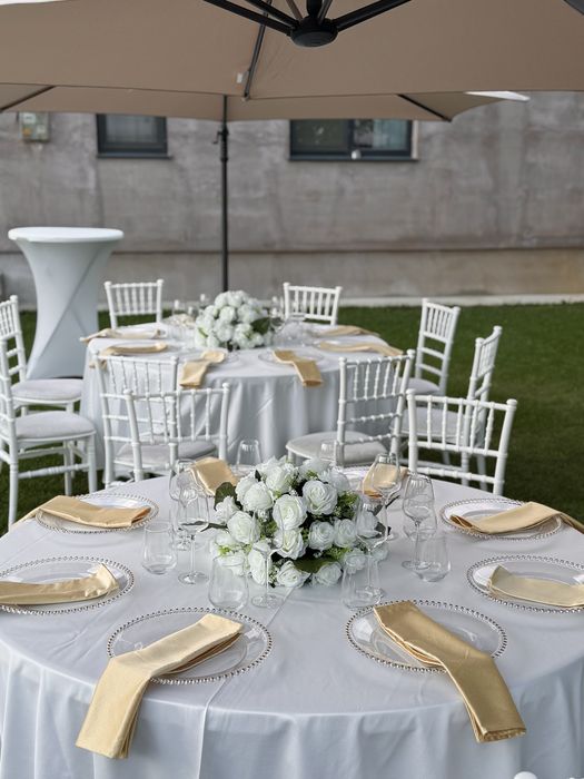 Închiriem mese, scaune, corturi, vesela, umbrele