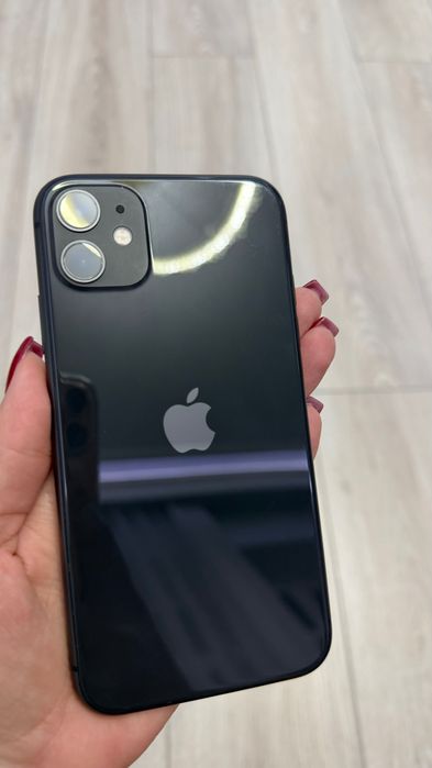 Продам iPhone 11
