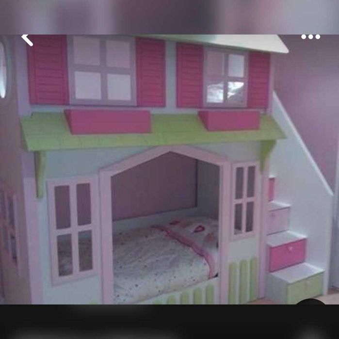 Детская кровать дом