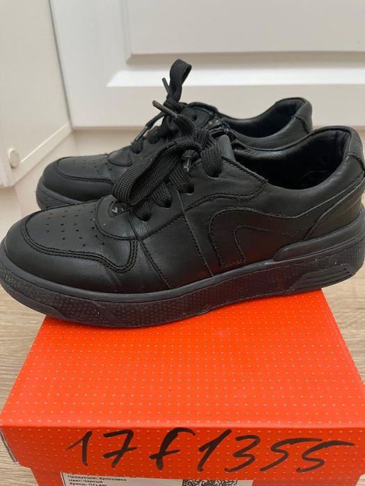 Продам обувь на мальчика