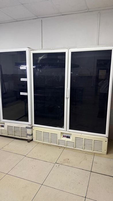 Продам промышленный холодильник