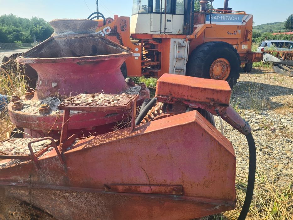 Concasor cu con 400 tone Ora