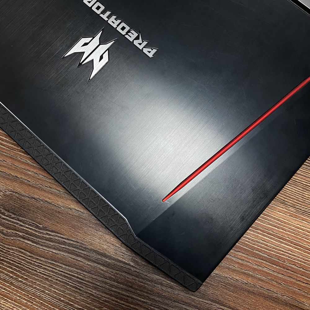 Acer predator helios 300 i7