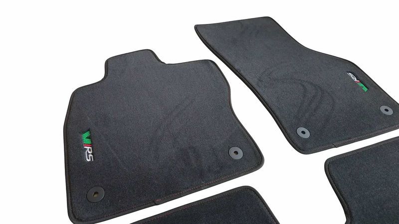 Стелки за Tesla Model 3 от 2017 до 2023 по поръчка