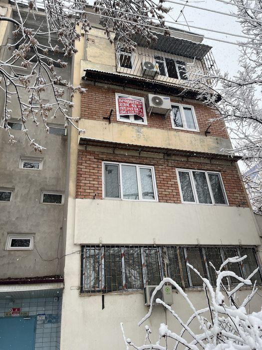 Кадышева 2/3/4 77 серия 52 кв м кирпичный дом