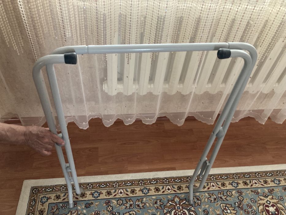 Подставка для детской ванны