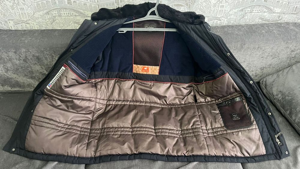 Продам 2 куртки Б/У