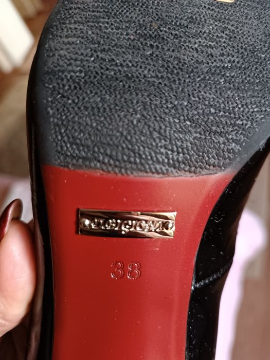 Туфли женские...