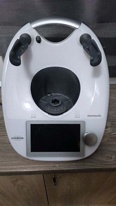 Themomix TM 6, doua boluri 2023