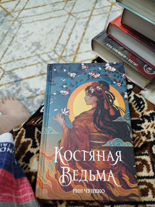 Продам новые книги