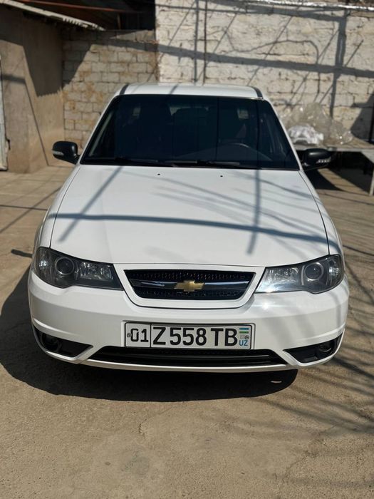 Nexia 2 gibrit sotiladi