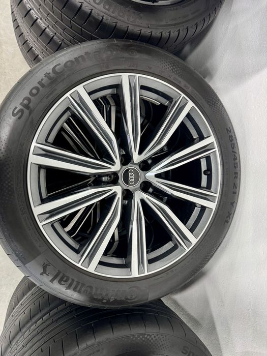Jante Audi Q8 SQ8 R21 Originale Continental de vara 44/2024 99%