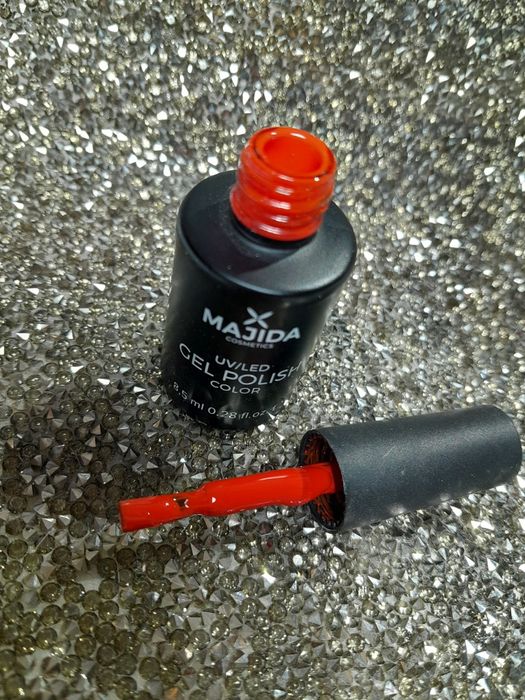 Материали за маникюр,микропигментация и ламиниране на мигли