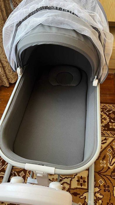 Продается детская кровать-качалка