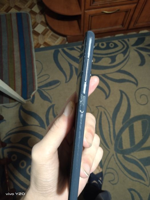 Продам Galaxy A13. Срочно.