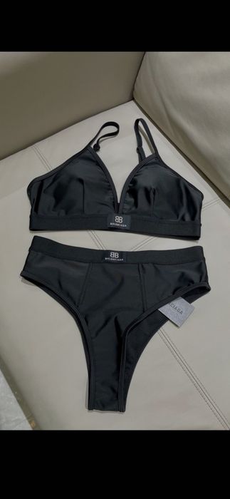 Costum de baie Balen*iaga, model 2026, preț fix