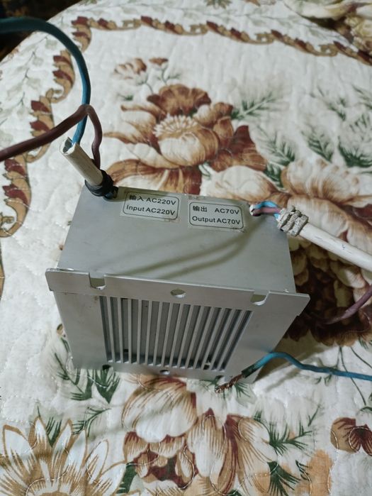 Преобразователь напряжения