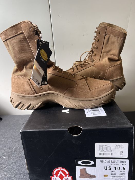 Vand bocanci de vara Oakley Field Assault, marime 44.5