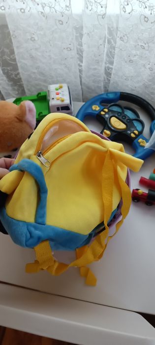 Отдам игрушки,обувь и вещи 5000