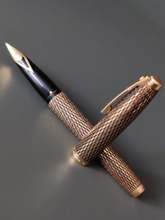 Stilou SHEAFFER Imperial GOLD cu peniță din aur de 18K