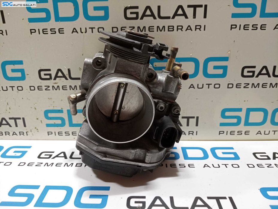 Clapeta Acceleratie Volkswagen New Beetle 2.0 1998 - 2011 Cod 06A133064H [M6237]