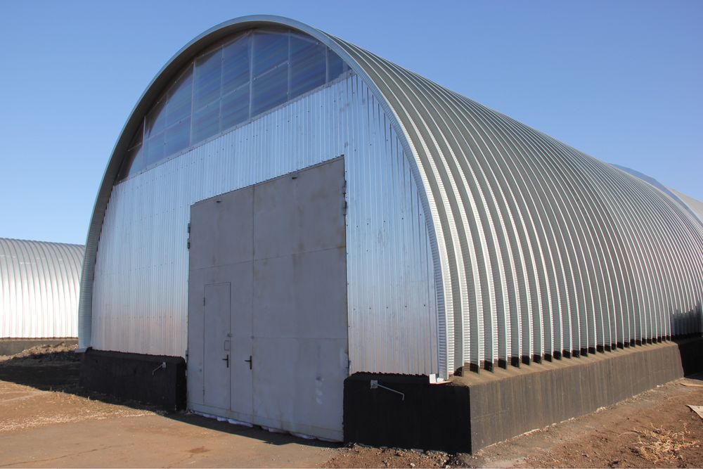 Арочные бескаркасные сборные ангары