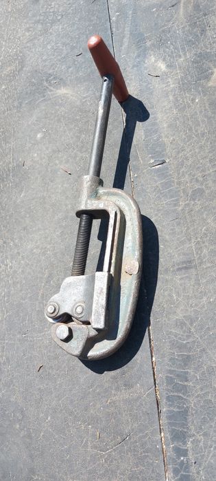 Продам труборез ручной.