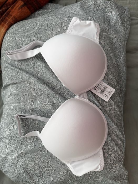 Sutien 85 D alb