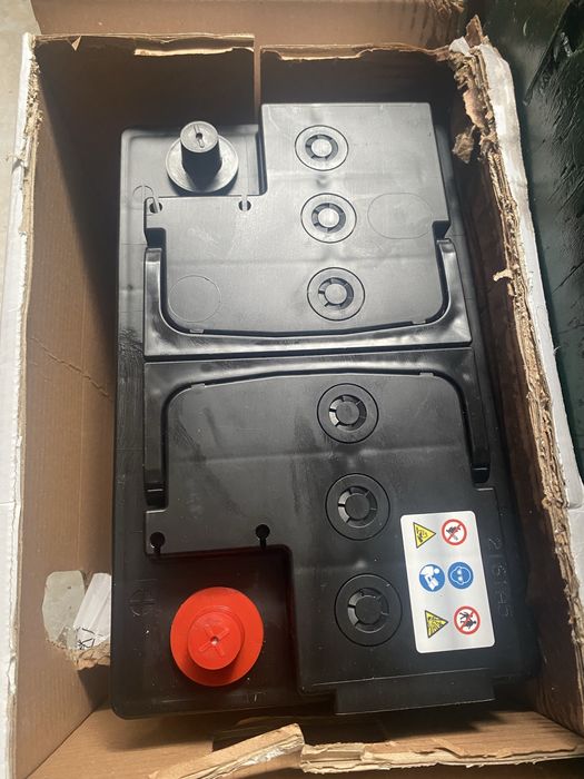 Baterie auto noua