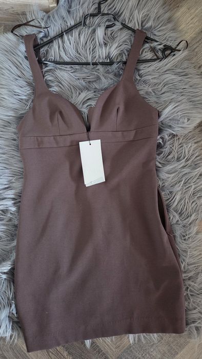 Рокля Zara M чисто нова с етикет