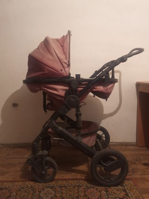 Продам продам коляску и маленький велик