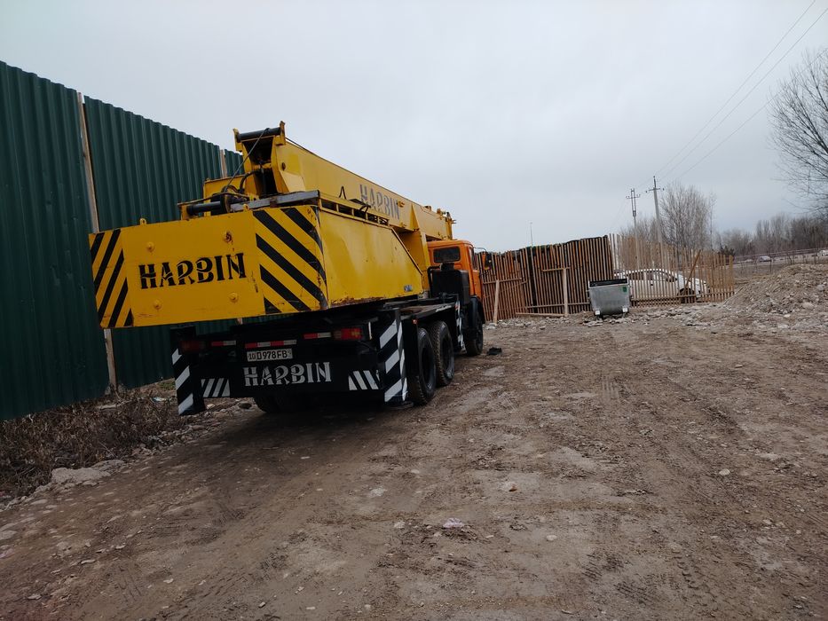 Auto kran sotiladi 16t