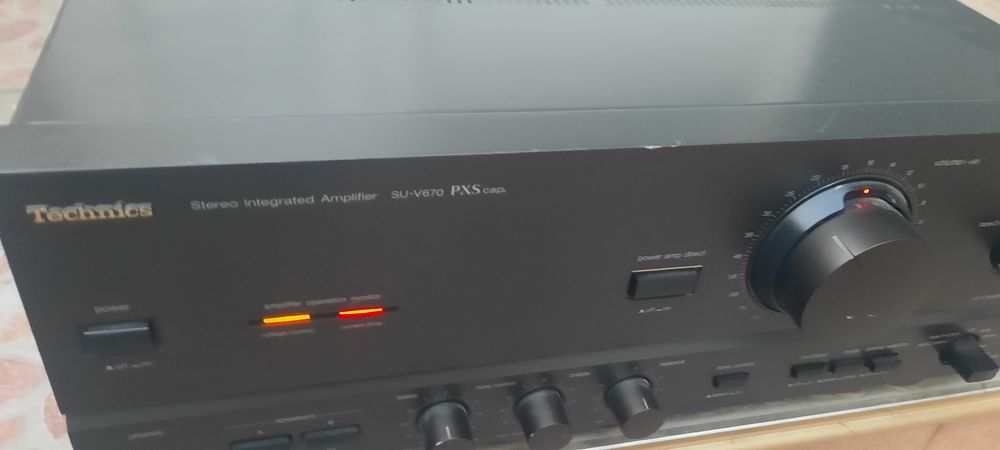 Усилвател Technics su v670 690w във отлично оригинално състояние