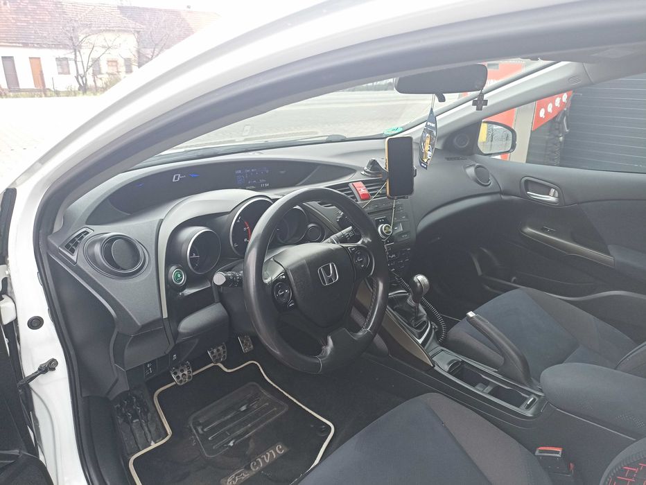 Vând Honda Civic x9