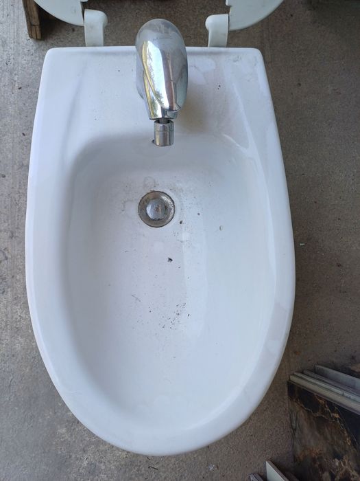 Биде продам в хор