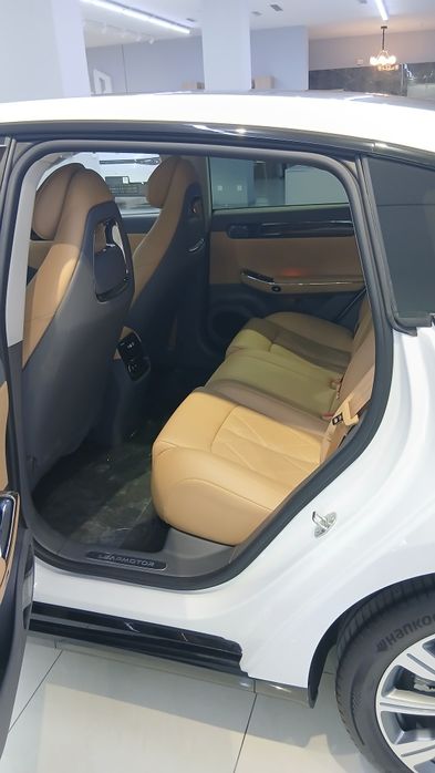 Leapmotor C01  626 elektr Premium 2025  NALICHI BOR 3 yil garantiyalik