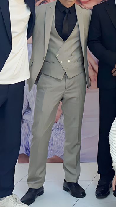 Костюм тройка мужской