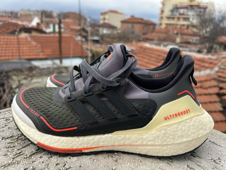 Adidas UltraBoost ColdDry 42 2/3