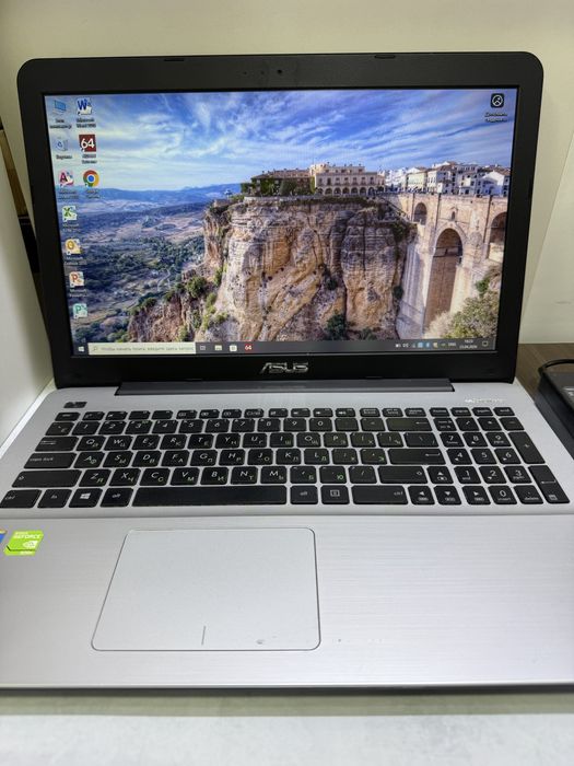 Ноутбук Asus X555LD