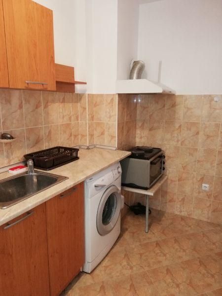 Дава се под наем Двустаен апартамент в Варна, Лятно кино Тракия - 59 кв.м за 407.49 € - Снимка #1