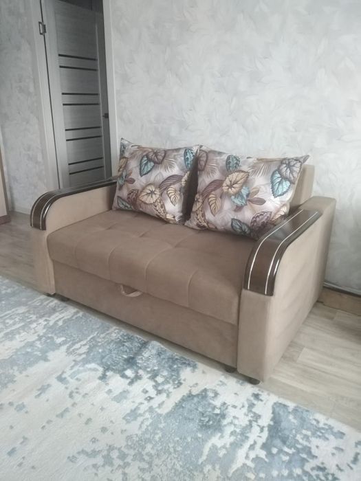 Продам диван в отличном состоянии