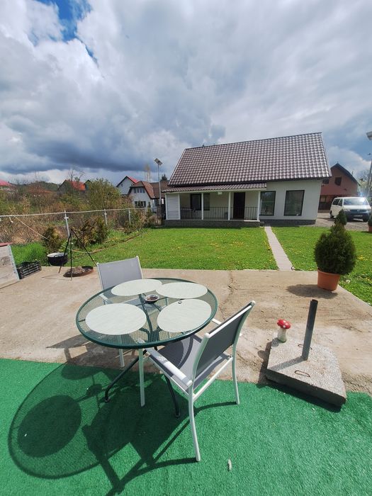 Cabana de inchiriat  . CASA MARA cazare.