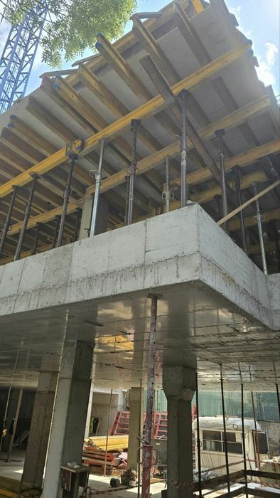 Продава се Двустаен апартамент в София, Стрелбище - 78 кв.м за 1469 €/кв.м - Снимка #1